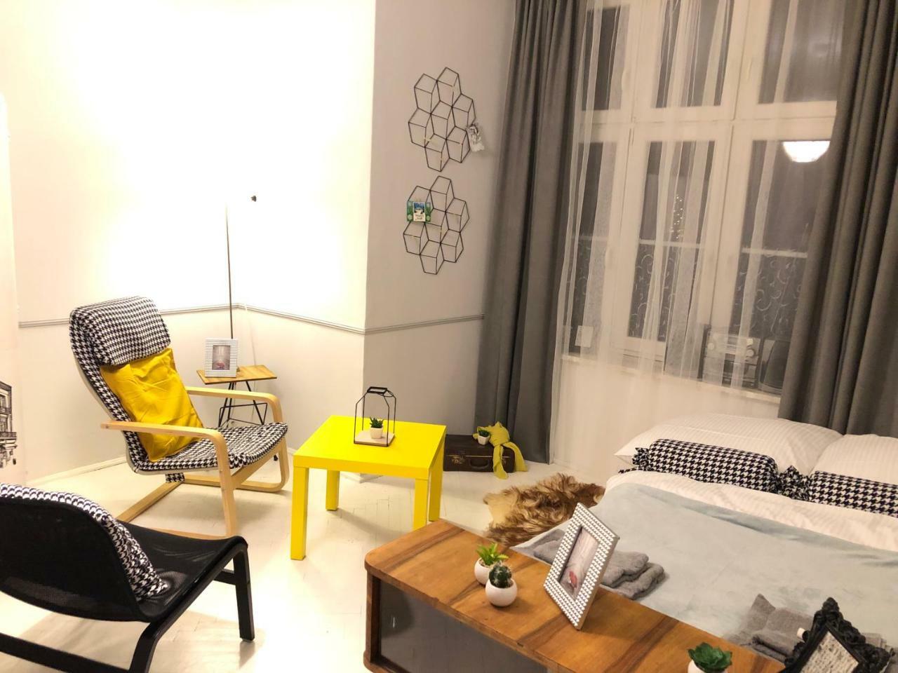 Luxury Retro Apartment, City Center, Wifi Cracovia Exterior foto